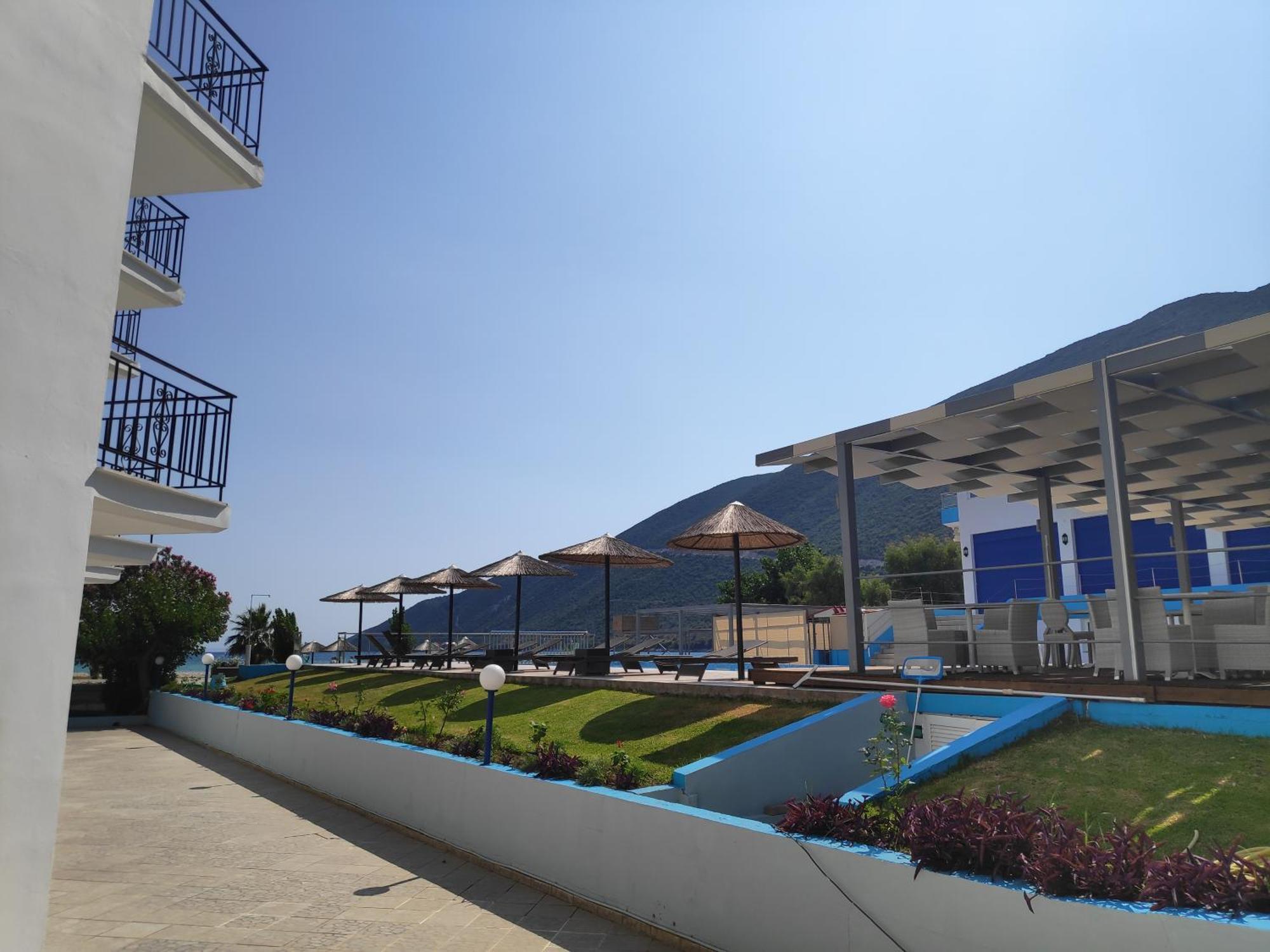 Surf Hotel فاسيليكي الغرفة الصورة