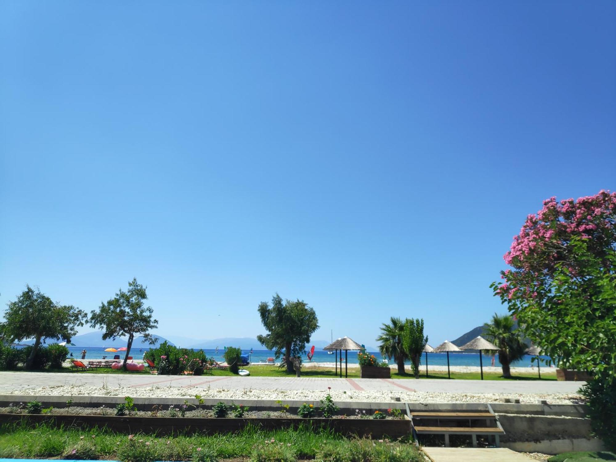 Surf Hotel فاسيليكي الغرفة الصورة