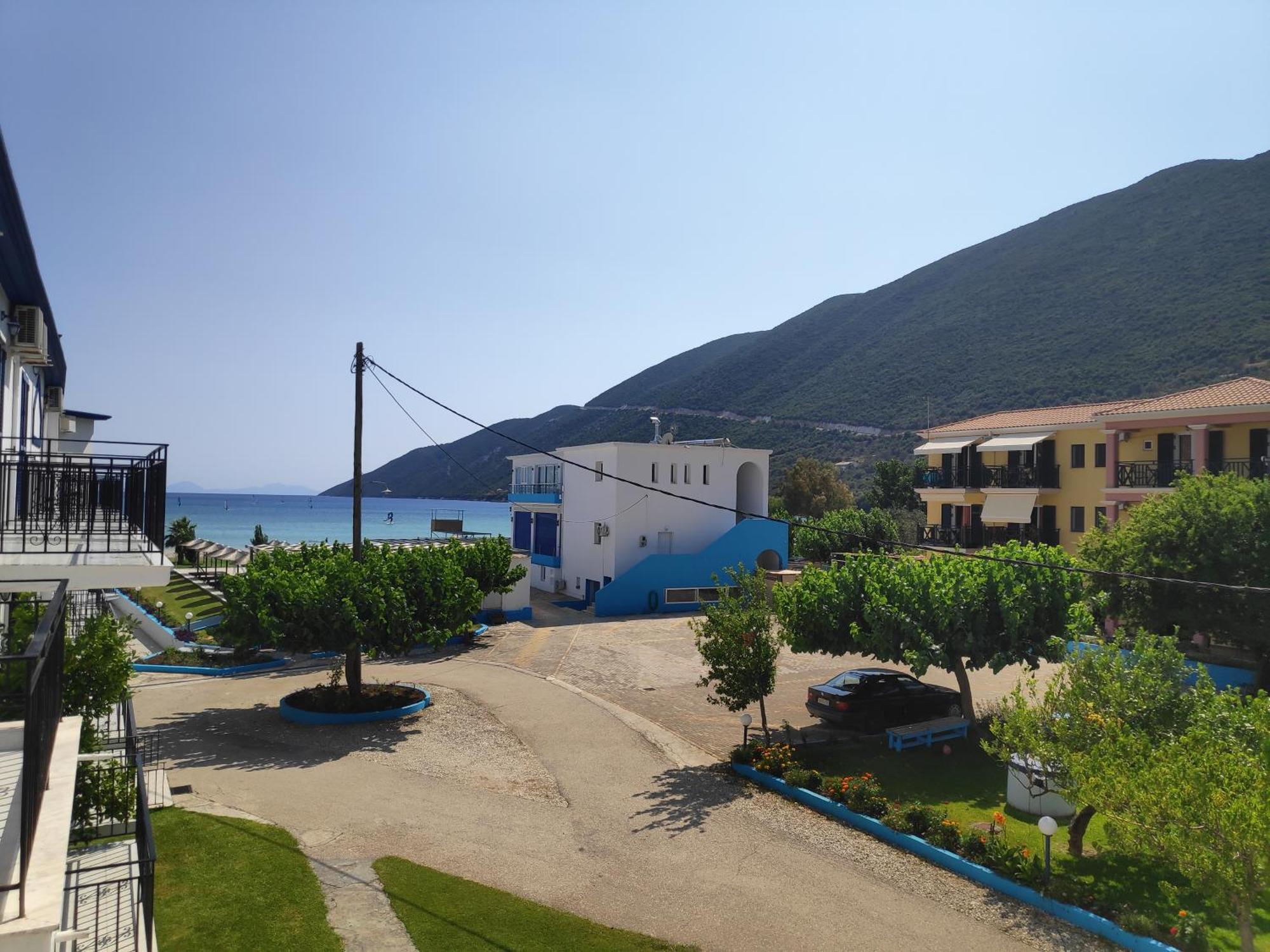 Surf Hotel فاسيليكي الغرفة الصورة