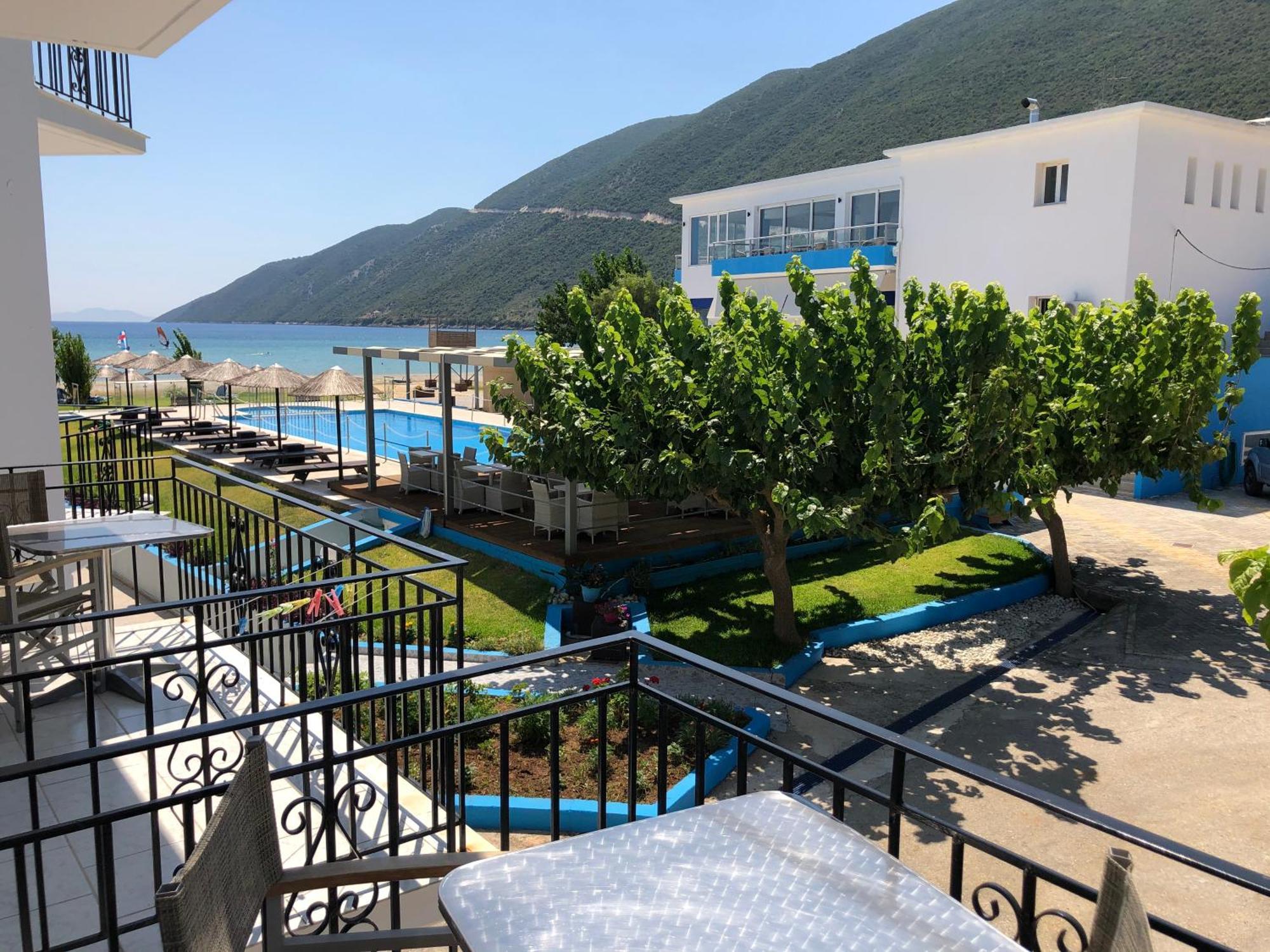 Surf Hotel فاسيليكي الغرفة الصورة
